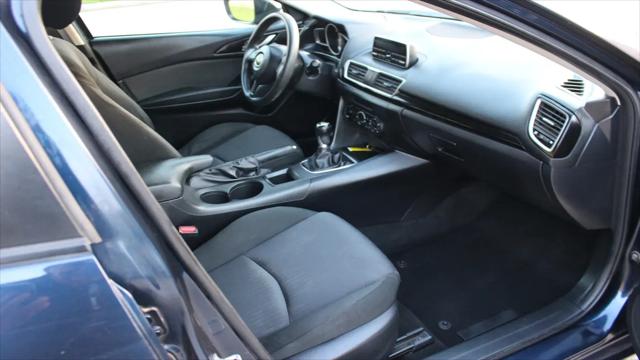 2014 Mazda Mazda3 i Sport