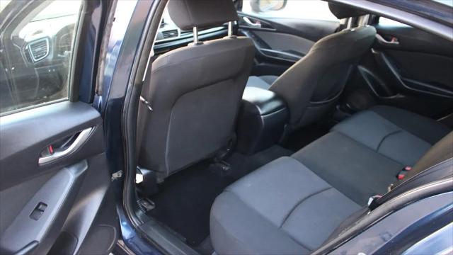 2014 Mazda Mazda3 i Sport