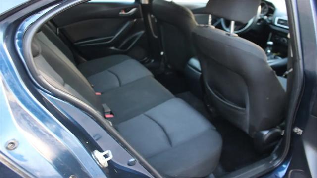 2014 Mazda Mazda3 i Sport