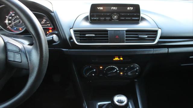 2014 Mazda Mazda3 i Sport