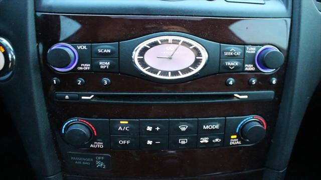 2016 INFINITI QX50 Standard