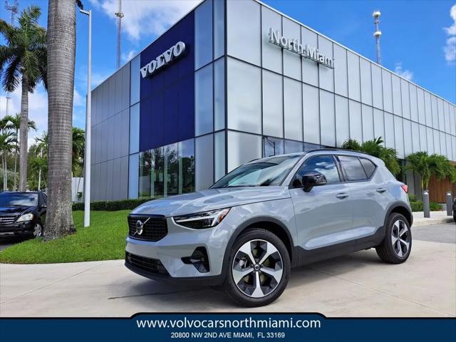 2026 Volvo XC40 Plus, B4 FWD Gas (mild hybrid), Dark for sale in Miami, FL