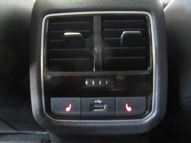 2017 Volkswagen Passat 1.8T SEL Premium