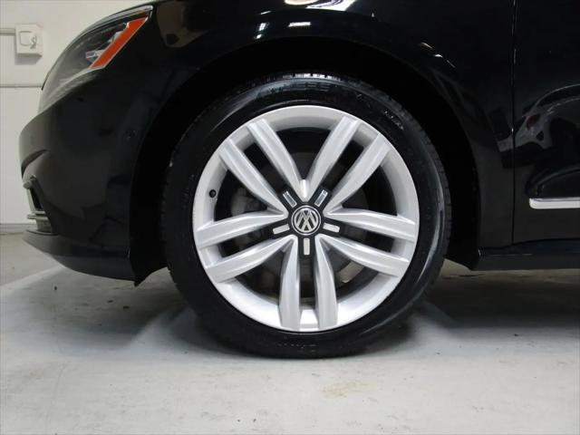 2017 Volkswagen Passat 1.8T SEL Premium