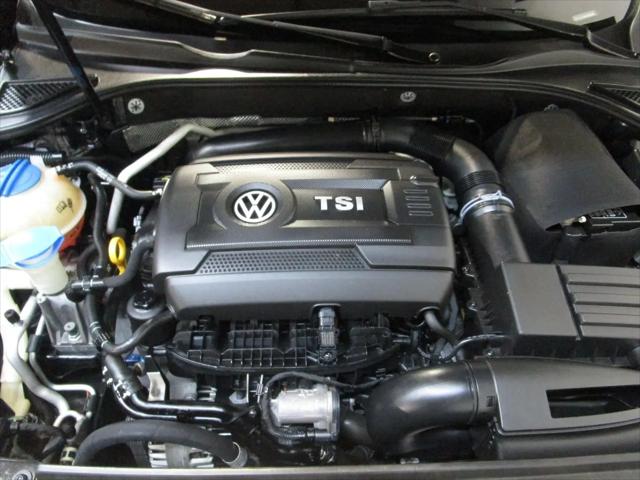 2017 Volkswagen Passat 1.8T SEL Premium