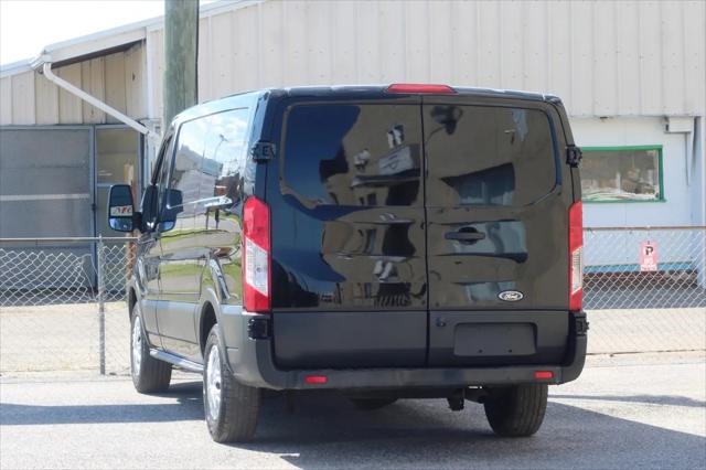2017 Ford Transit T-150