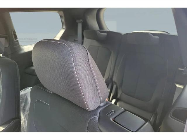 2026 Jeep Grand Cherokee L Altitude 4x2