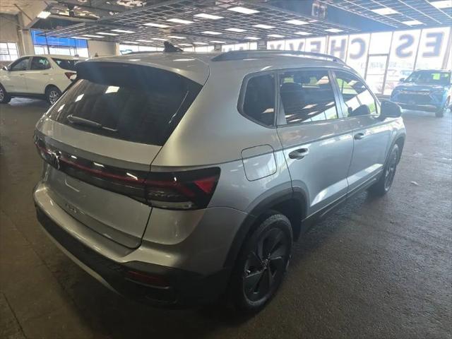 2025 Volkswagen Taos 1.5T S