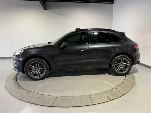 2021 Porsche Macan Macan