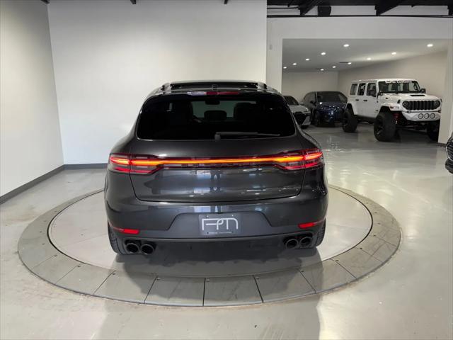 2021 Porsche Macan Macan