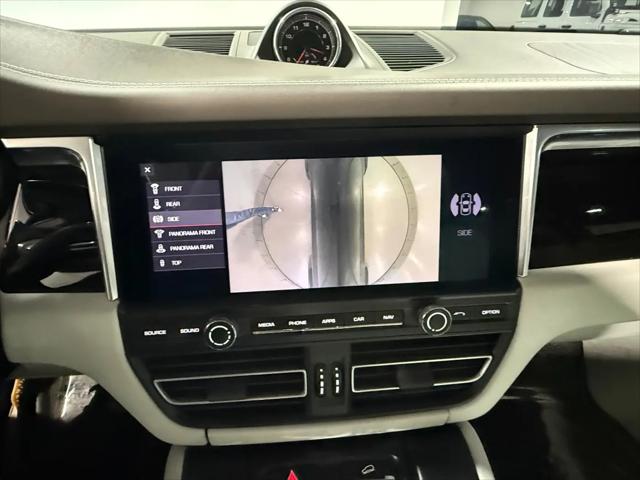 2021 Porsche Macan Macan