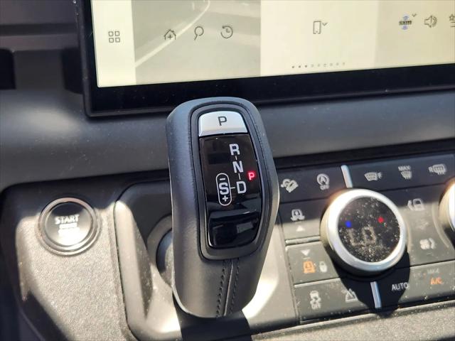 2025 Land Rover Defender 130 P500 V8