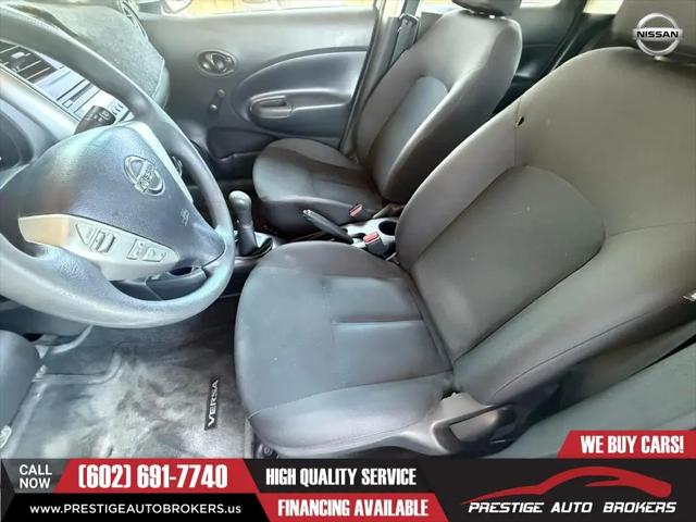 2015 Nissan Versa Note S (SR)