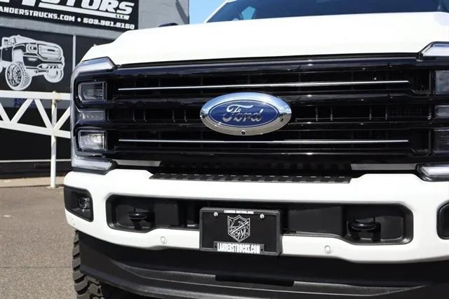 2025 Ford F-350 Platinum