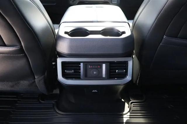 2025 Ford F-350 Platinum