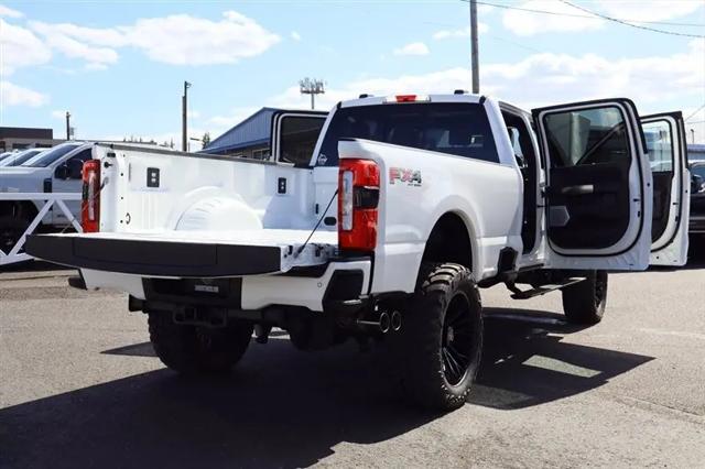 2025 Ford F-350 Platinum