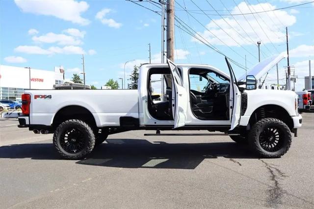 2025 Ford F-350 Platinum