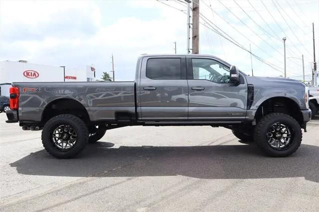 2025 Ford F-350 Platinum