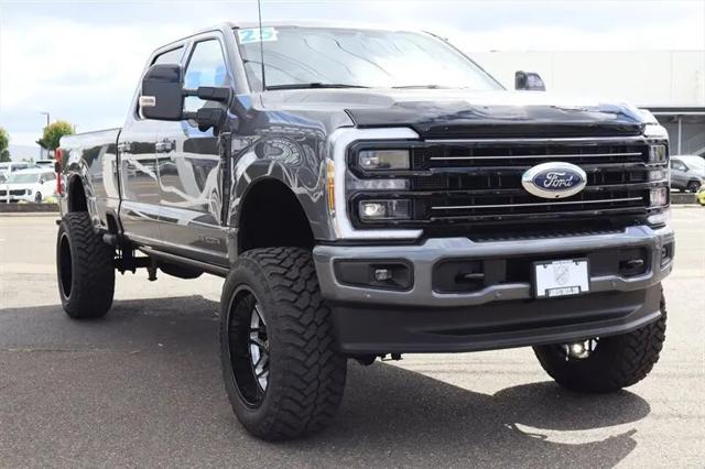 2025 Ford F-350 Platinum