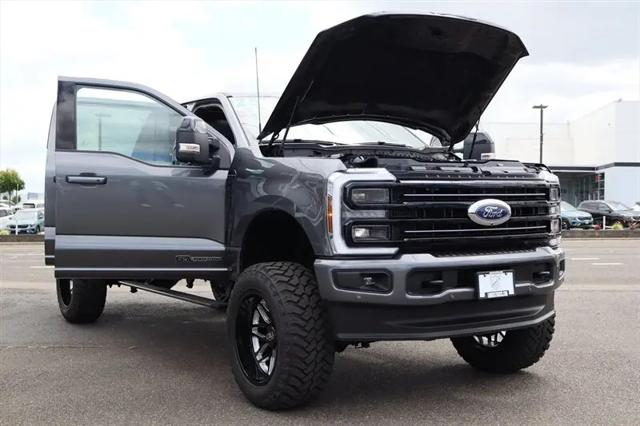 2025 Ford F-350 Platinum