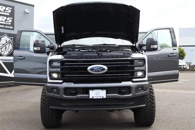 2025 Ford F-350 Platinum