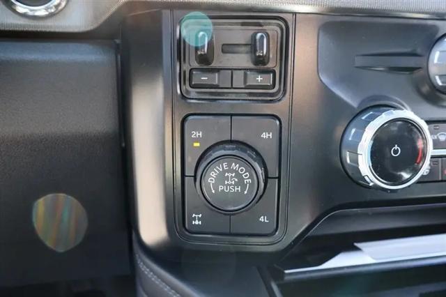 2025 Ford F-350 Platinum