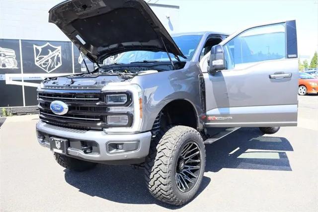 2025 Ford F-350 Platinum