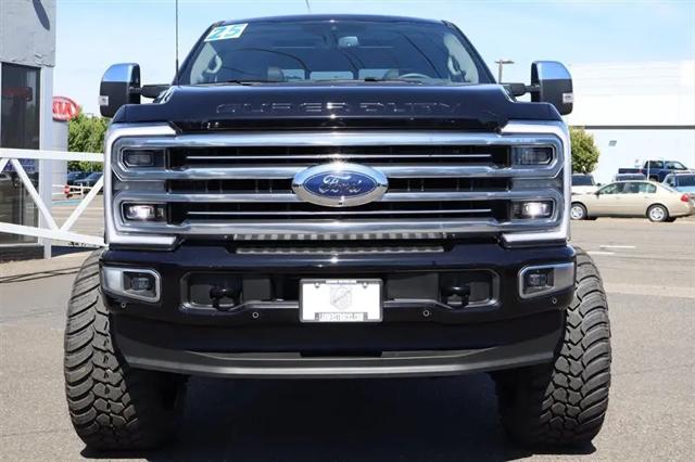 2025 Ford F-350 Platinum