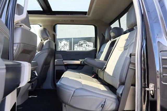 2025 Ford F-350 Platinum