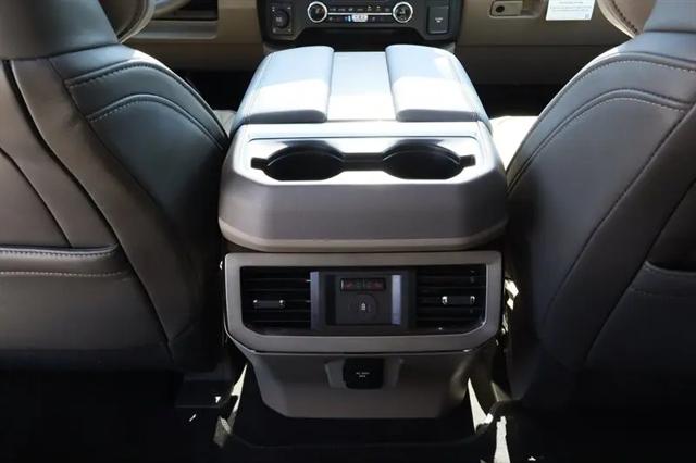 2025 Ford F-350 Platinum