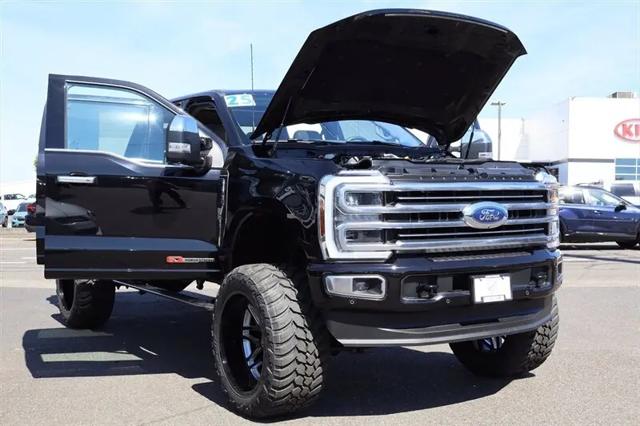 2025 Ford F-350 Platinum