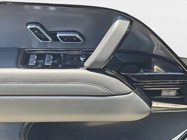 2025 Land Rover Range Rover Sport P360 SE