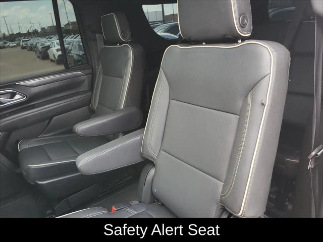 2023 GMC Yukon XL 4WD SLT
