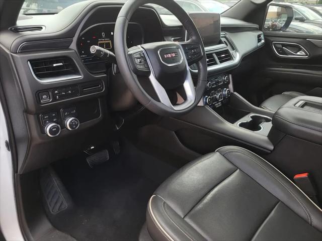 2023 GMC Yukon XL 4WD SLT