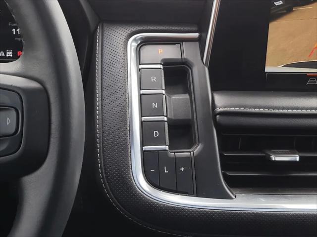 2023 GMC Yukon XL 4WD SLT