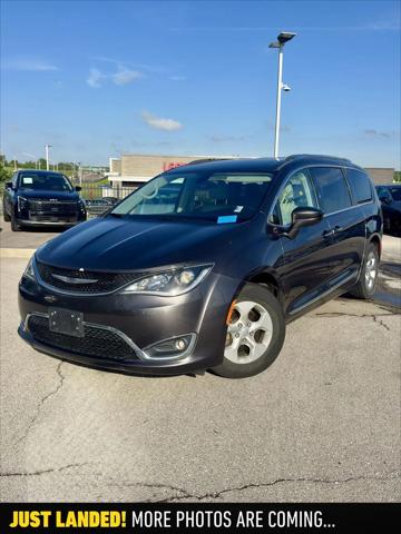 2017 Chrysler Pacifica Touring-L Plus for sale in Lees Summit, MO