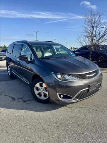 2017 Chrysler Pacifica Touring-L Plus