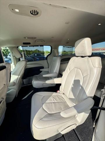 2017 Chrysler Pacifica Touring-L Plus