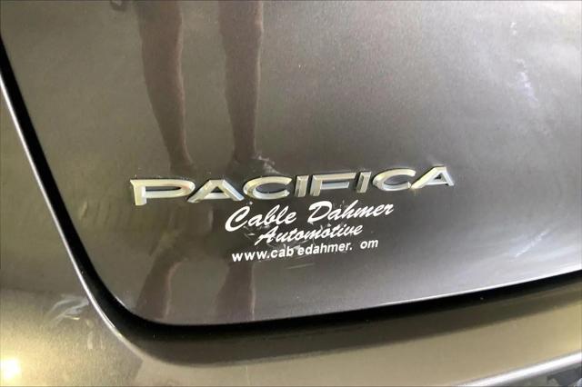 2017 Chrysler Pacifica Touring-L Plus
