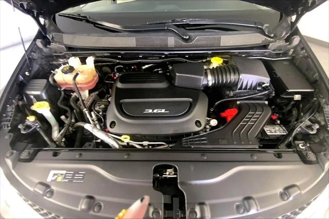 2017 Chrysler Pacifica Touring-L Plus