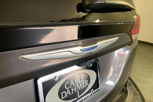 2017 Chrysler Pacifica Touring-L Plus