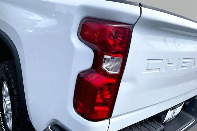 2023 Chevrolet Silverado 2500HD 4WD Crew Cab Standard Bed LT