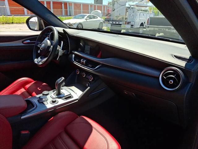 2024 Alfa Romeo Stelvio Veloce AWD