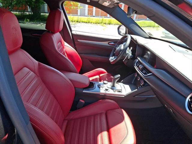 2024 Alfa Romeo Stelvio Veloce AWD