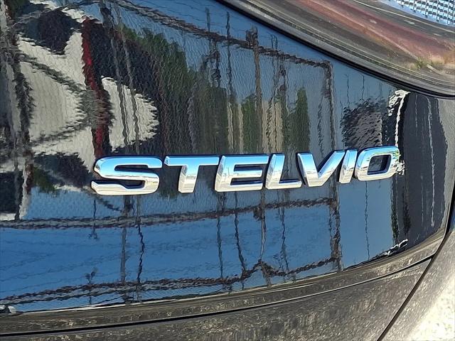 2024 Alfa Romeo Stelvio Veloce AWD