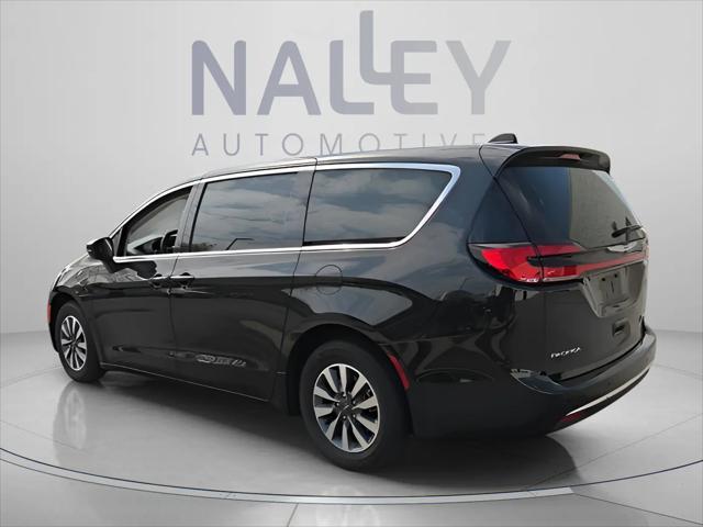 2023 Chrysler Pacifica Hybrid Touring L