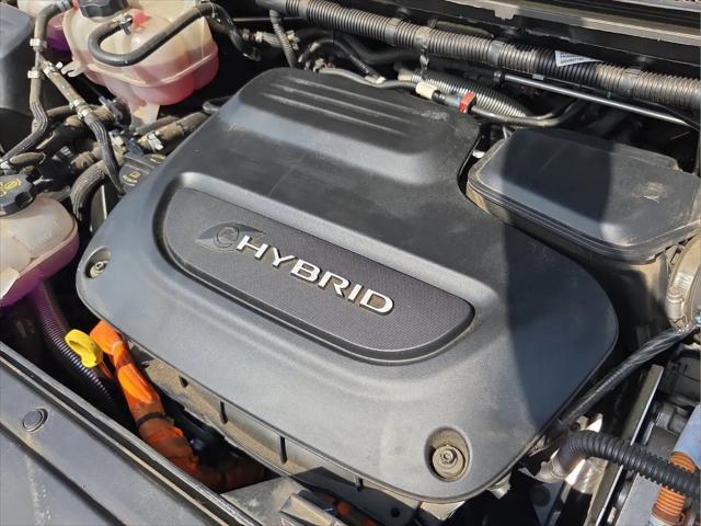 2023 Chrysler Pacifica Hybrid Touring L