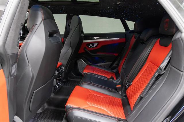 2020 Lamborghini Urus Standard