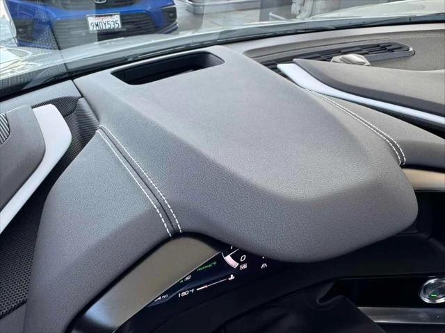 2024 Chevrolet Corvette 2LT