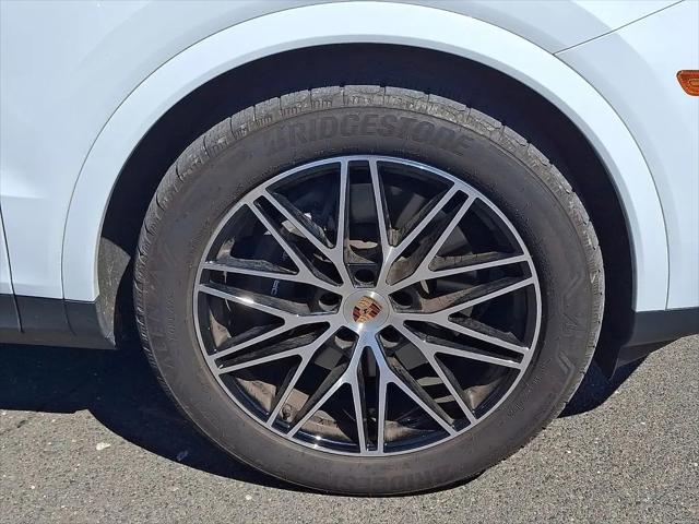 2025 Porsche Cayenne Cayenne